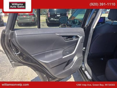 Used 2023 Toyota RAV4 LE FWD image 12