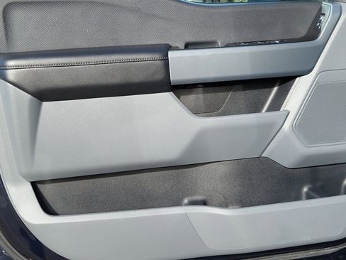 Used 2023 Ford F150 XLT image 6