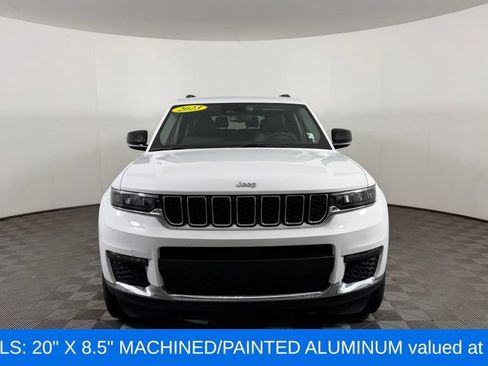 Used 2023 Jeep Grand Cherokee L Limited AWD/4WD image 2