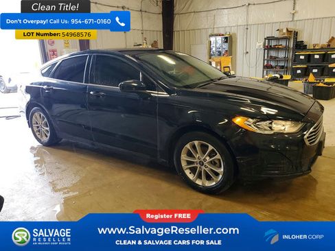 Used 2020 Ford Fusion SE FWD image 5