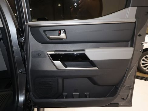 Used 2023 Toyota Tundra Limited image 19