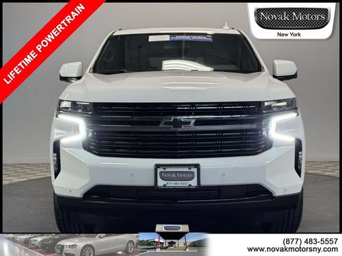Used 2022 Chevrolet Tahoe RST w/ Luxury Package AWD/4WD image 2