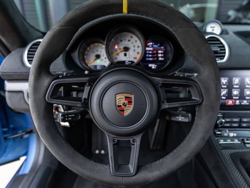 Certified 2023 Porsche 718 Cayman GT4 RS RWD image 39