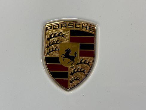 Certified 2026 Porsche Macan AWD/4WD image 12