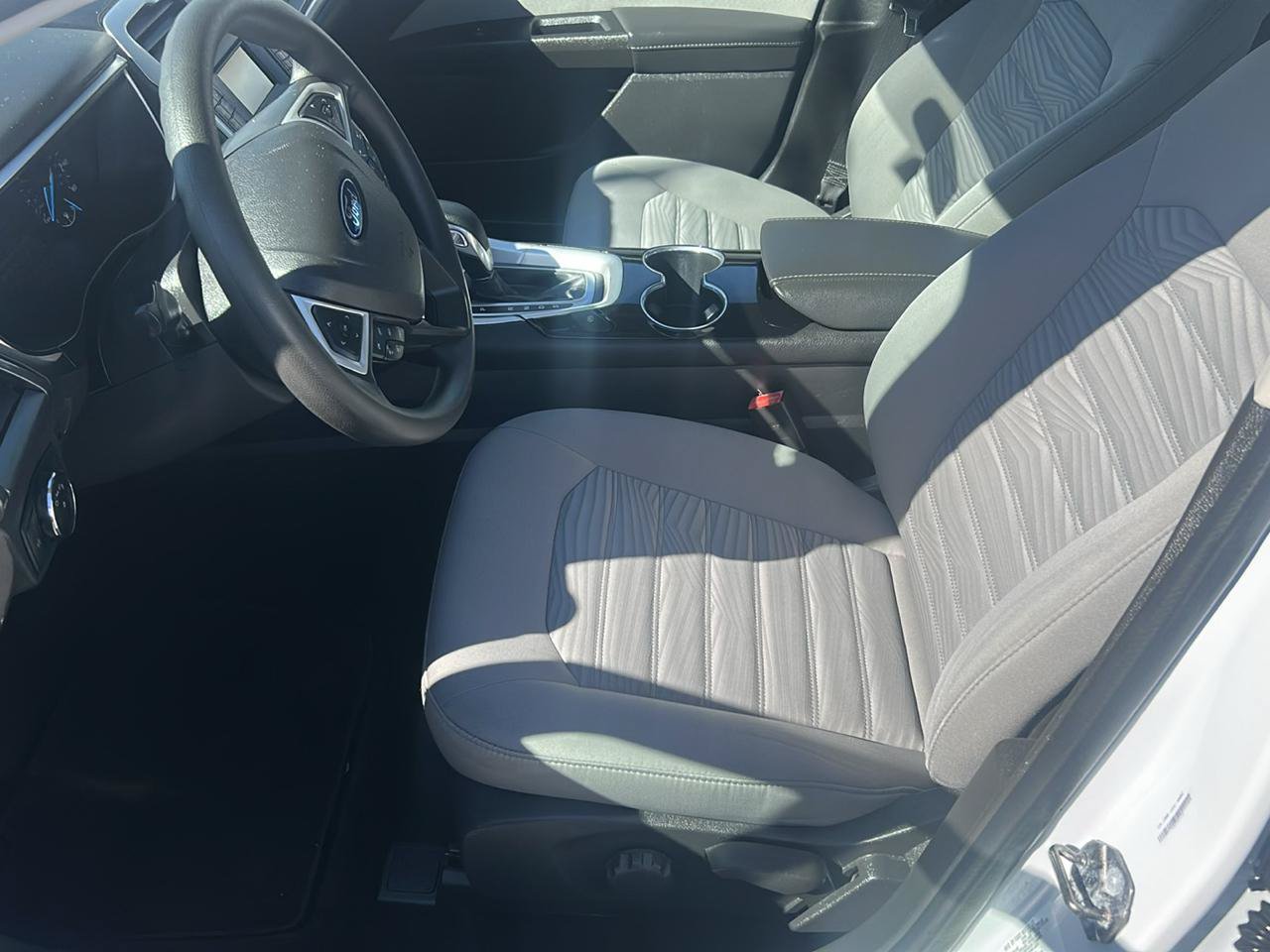 Used 2016 Ford Fusion S FWD image 9
