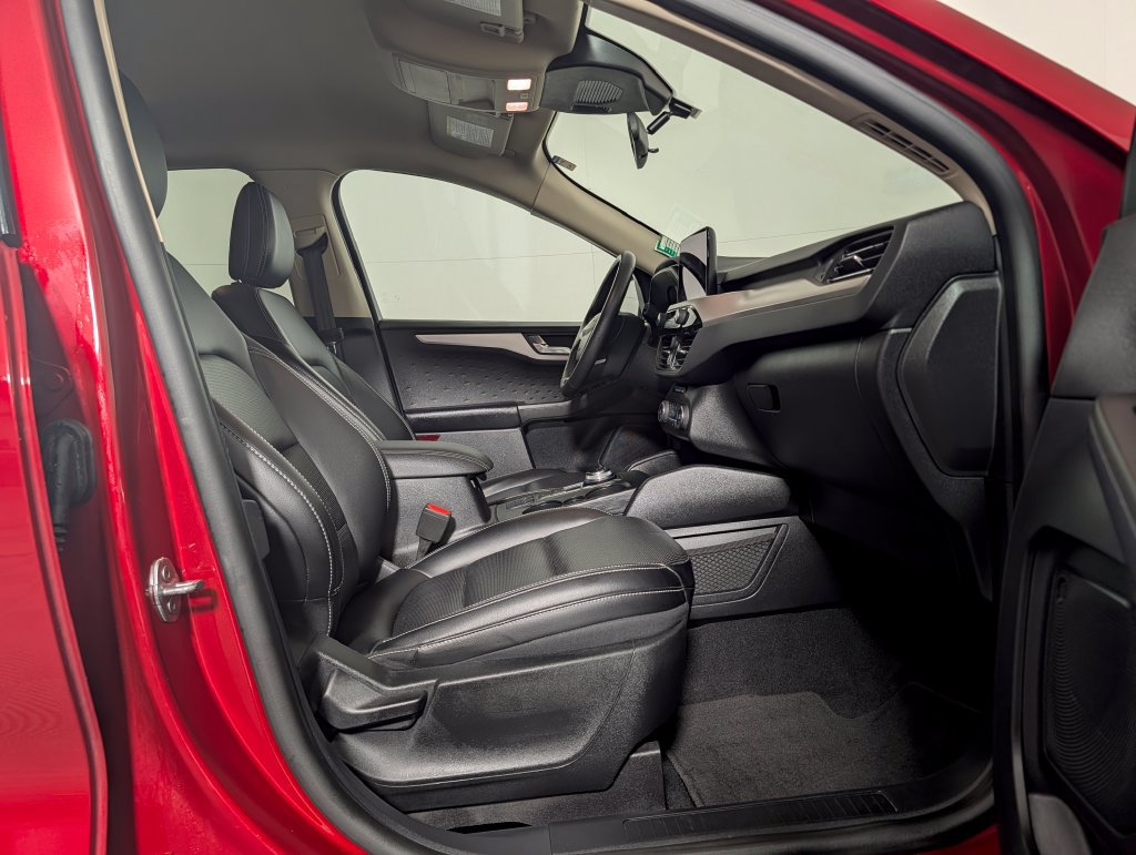 Used 2020 Ford Escape SEL FWD image 11