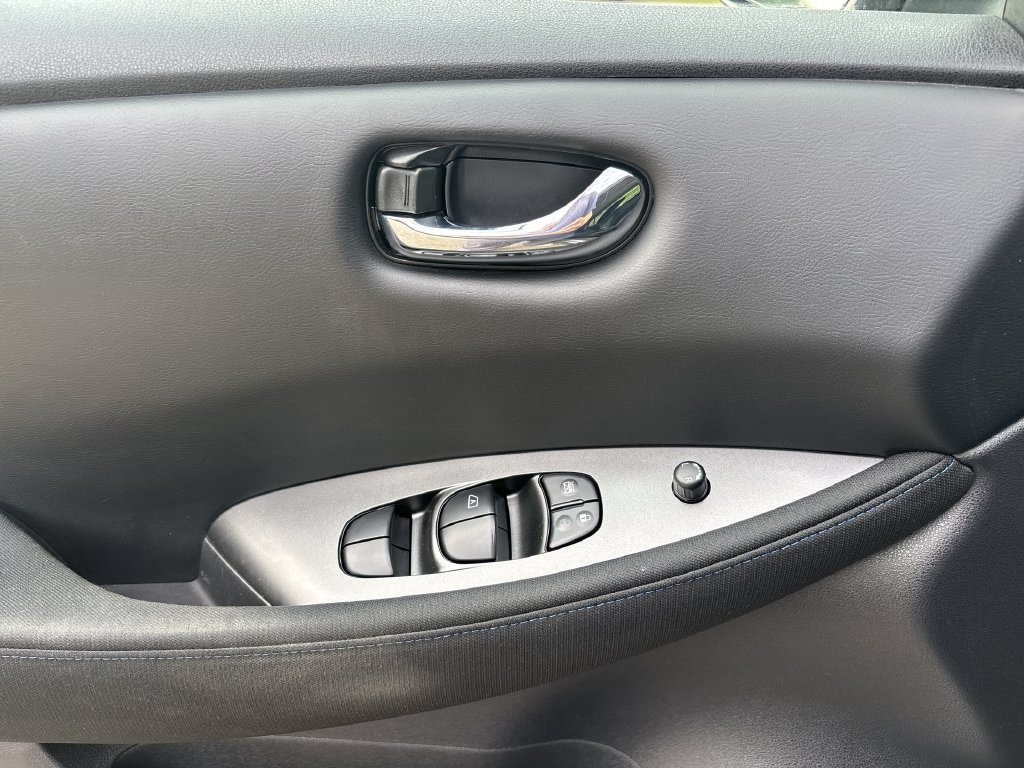 Certified 2022 Nissan Leaf S FWD image 21