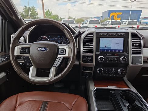 Used 2020 Ford F250 King Ranch w/ King Ranch Ultimate Package AWD/4WD image 13