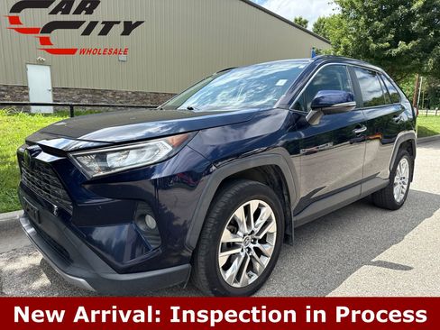 Used 2019 Toyota RAV4 Limited AWD/4WD image 1