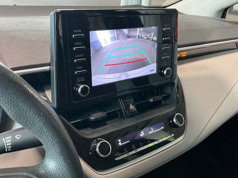 Used 2020 Toyota Corolla L FWD image 20