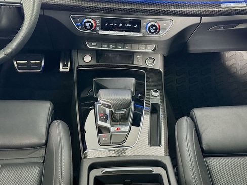Used 2022 Audi SQ5 Prestige image 38
