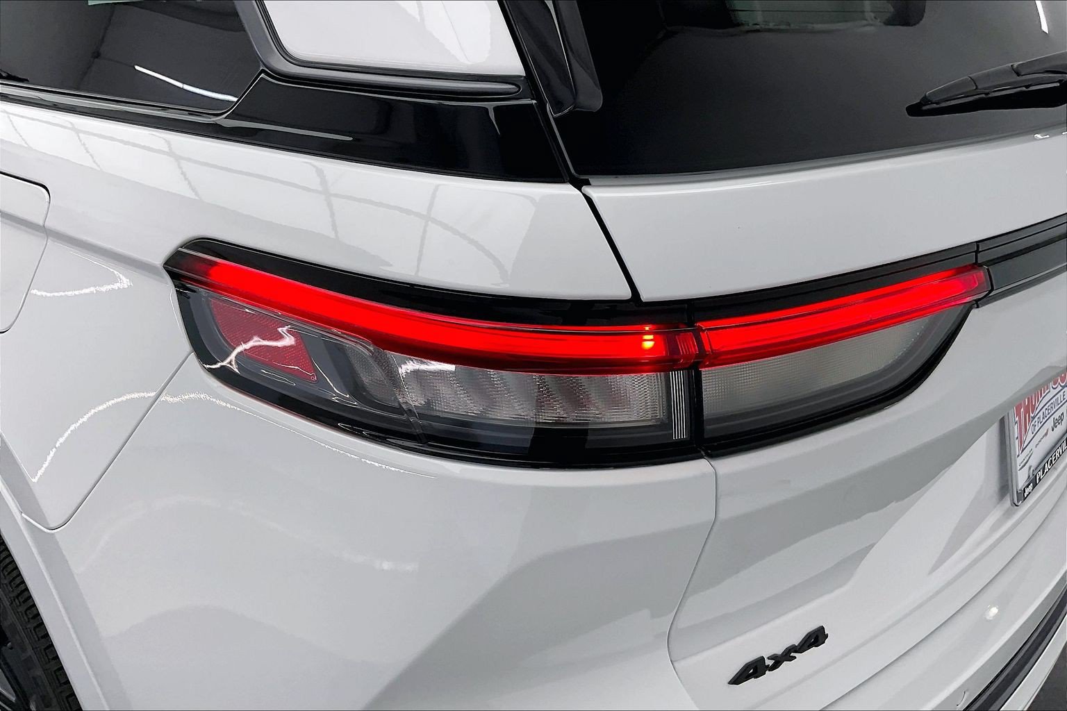 New 2027 Jeep Grand Cherokee Limited AWD/4WD image 16