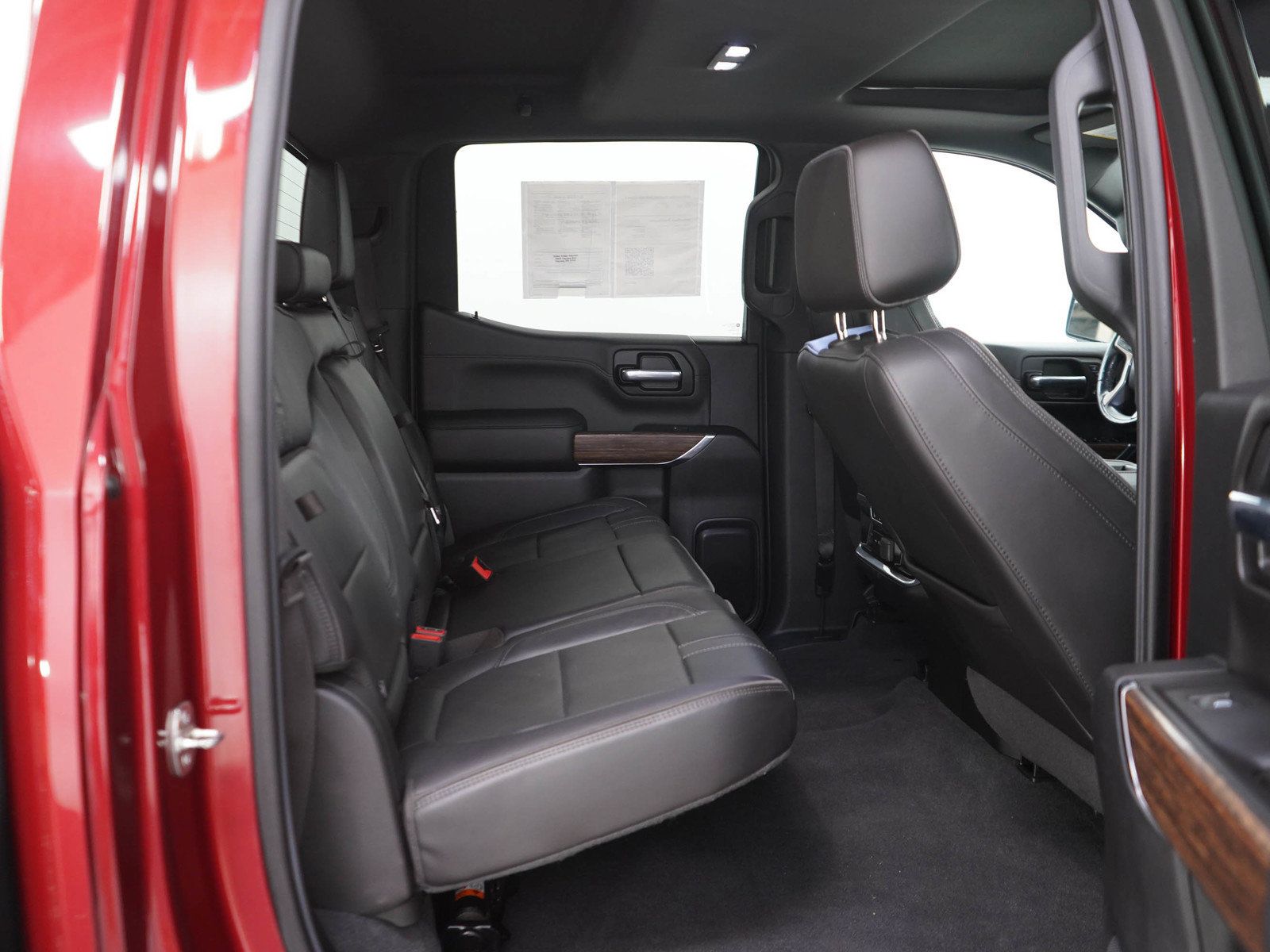 Used 2019 Chevrolet Silverado 1500 High Country w/ Z71 Off-Road Package AWD/4WD image 13