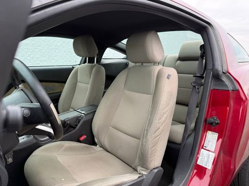 Used 2014 Ford Mustang Coupe image 10