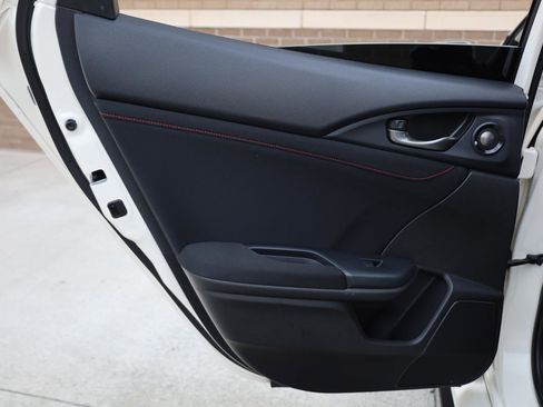 Used 2020 Honda Civic Type R image 18