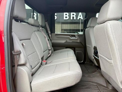 Used 2024 GMC Sierra 2500 SLT w/ SLT Premium Package image 12