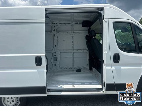 Used 2025 RAM ProMaster 2500 w/ Convenience Group FWD image 15