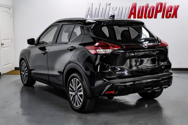 Used 2024 Nissan Kicks SV FWD image 15
