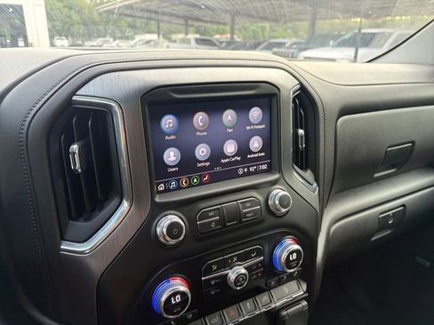Certified 2023 GMC Sierra 2500 Denali w/ Denali Ultimate Package AWD/4WD image 11