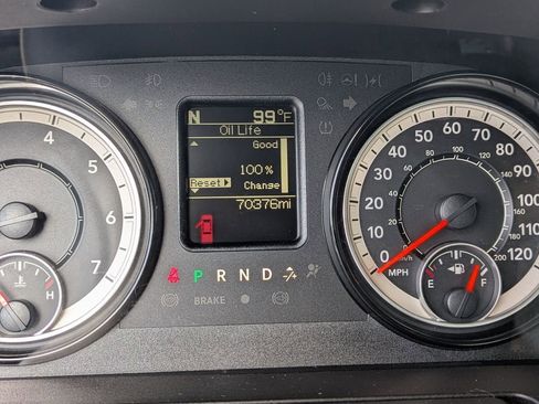 Used 2018 RAM 1500 Express w/ Express Value Package image 28