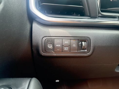 New 2027 GMC Terrain Elevation w/ Elevation Premium Package AWD/4WD image 18