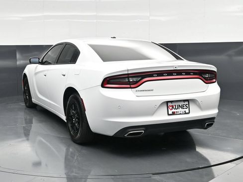 Used 2022 Dodge Charger SXT RWD image 8