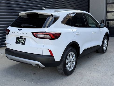 Used 2025 Ford Escape Active w/ Cold Weather Package AWD/4WD image 12