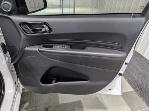 Used 2022 Dodge Durango R/T w/ Blacktop Package AWD/4WD image 30