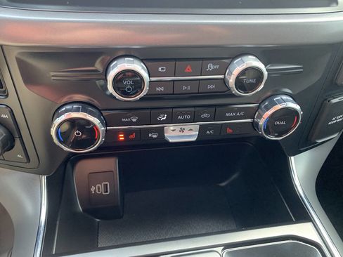 Used 2025 Ford F150 XLT w/ Equipment Group 302A MID AWD/4WD image 20