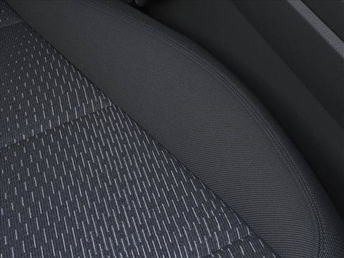 New 2026 Chevrolet Equinox LT w/ Safety and Technology Package FWD image 21
