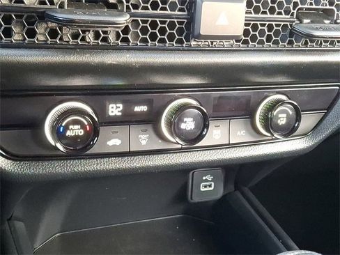 Used 2023 Honda HR-V LX image 15