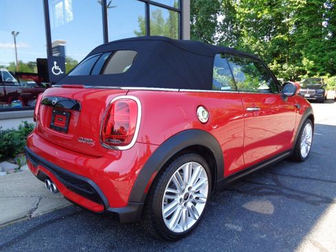 Used 2024 MINI Cooper S FWD image 5