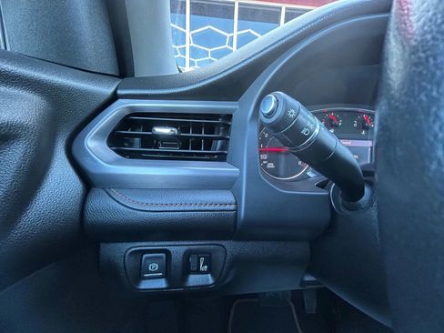 Used 2020 GMC Acadia AT4 image 12