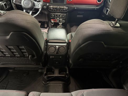 Used 2021 Jeep Wrangler Unlimited Rubicon image 19