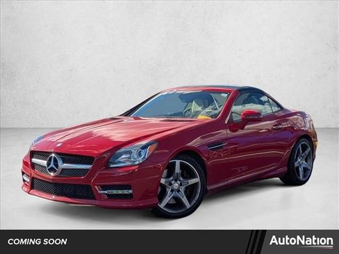 Used 2013 Mercedes-Benz SLK 250 image 1