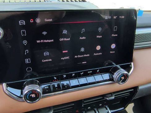 New 2025 GMC Canyon AT4 w/ Nightfall Edition AWD/4WD image 26