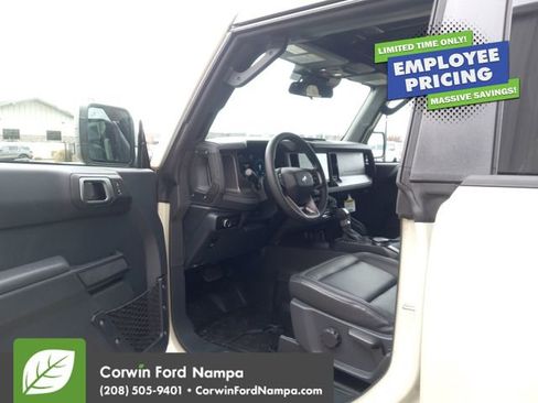 New 2026 Ford Bronco Big Bend w/ Black Diamond Package AWD/4WD image 9