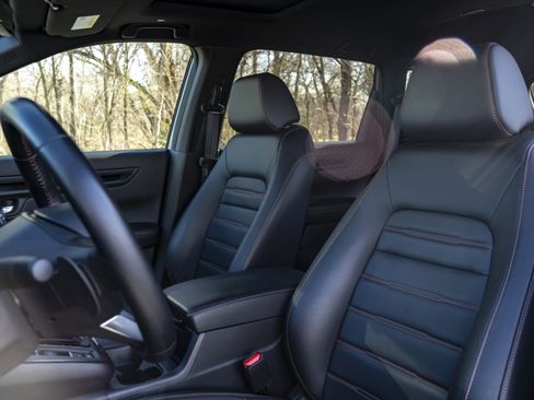 Certified 2025 Honda CR-V Sport-L image 17