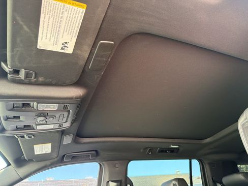 Certified 2023 Cadillac Escalade ESV Sport w/ LPO, ONYX Package AWD/4WD image 23