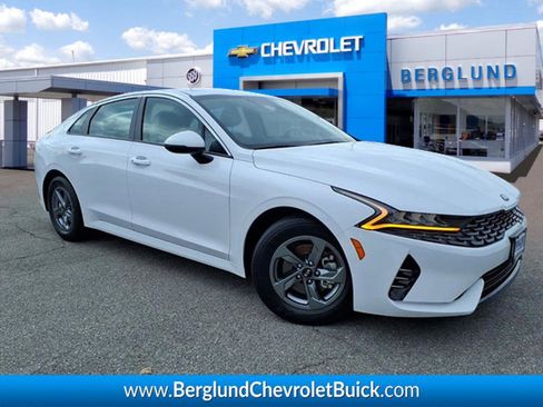 Used 2021 Kia K5 LXS FWD image 1