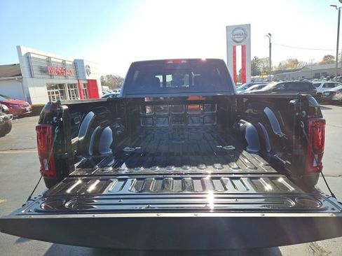 New 2026 RAM 2500 Laramie AWD/4WD image 9