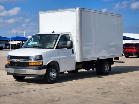 New 2025 Chevrolet Express 3500 w/ Power Convenience Package image 2