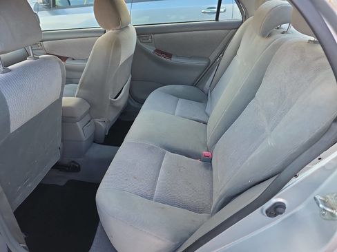 Used 2006 Toyota Corolla LE FWD image 8