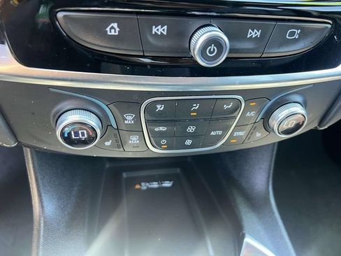 Certified 2023 Chevrolet Traverse LT AWD/4WD image 31