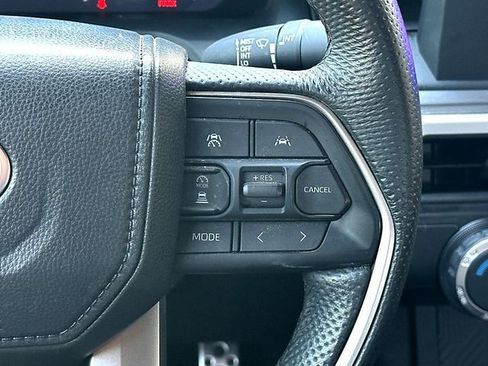 Used 2024 Toyota Tacoma TRD Sport AWD/4WD image 22