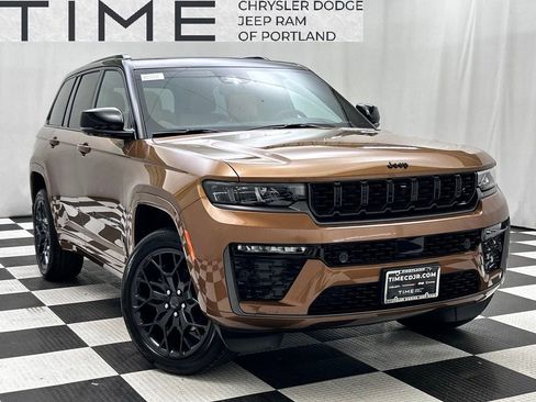 New 2026 Jeep Grand Cherokee Summit w/ Obsidian Package AWD/4WD image 1