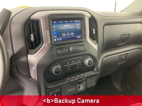 Used 2022 Chevrolet Silverado 2500 Custom w/ Custom Convenience Package AWD/4WD image 2