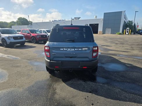 Certified 2024 Ford Bronco Sport Outer Banks w/ Tech Package AWD/4WD image 4