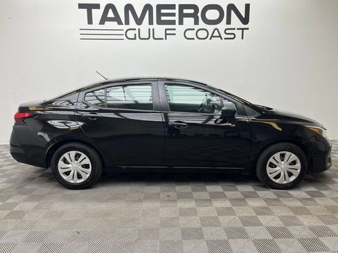 Used 2025 Nissan Versa S w/ Trunk Package FWD image 4
