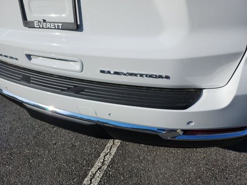 New 2026 GMC Yukon XL Elevation w/ Elevation Premium Package image 4